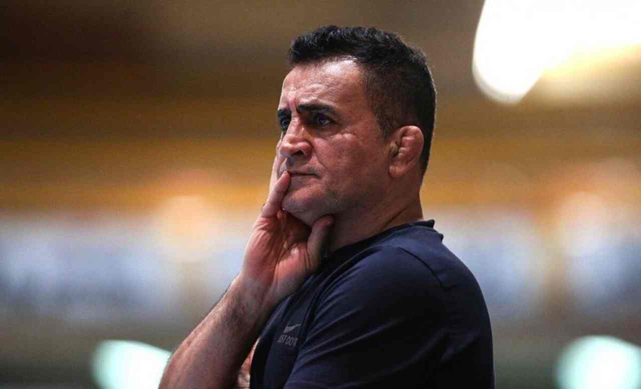 عکس از محمد بنا سرمربی سابق تیم‌ ملی کشتی فرنگی ایران