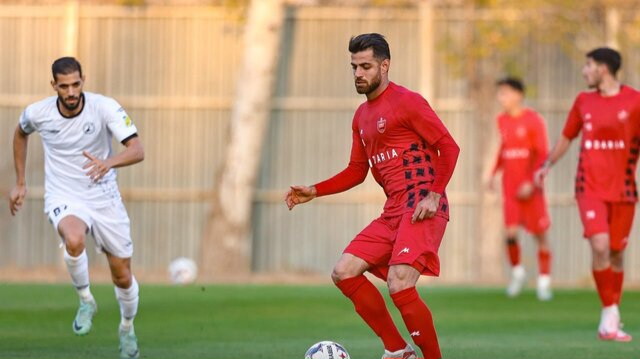 عکس از مرتضی پورعلی گنجی مدافع پرسپولیس