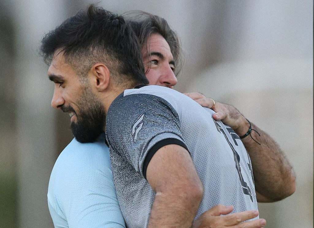 ریکاردو ساپینتو و عارف آقاسی عکس از ریکاردو ساپینتو و عارف آقاسی در تمرینات استقلال