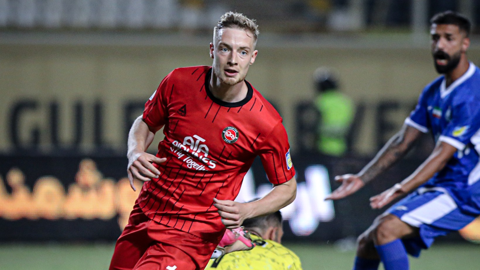 عکس از تومیسلاو اشترکالی مهاجم تراکتور پس از گلزنی به استقلال در سوپرجام