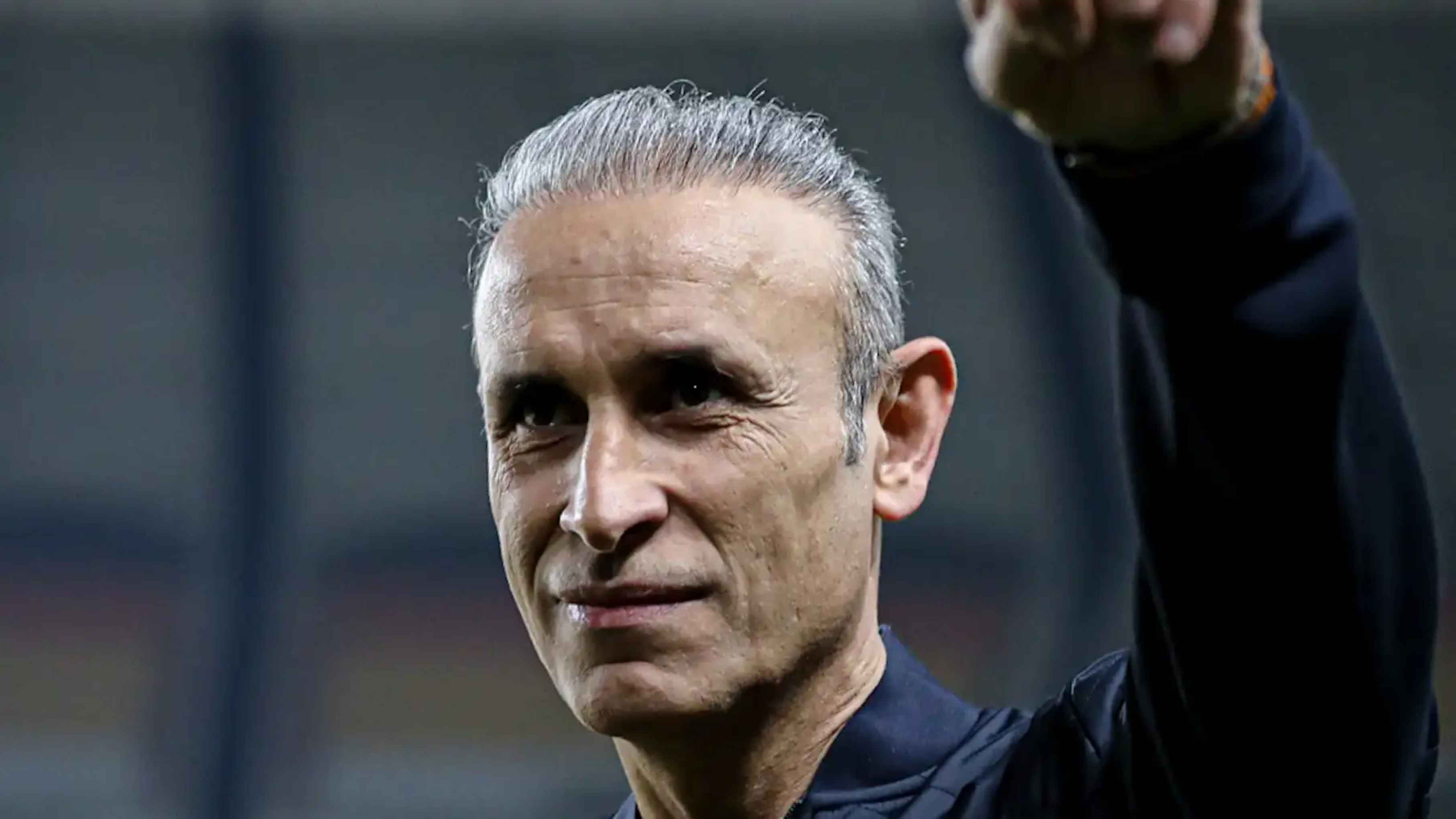 عکس از یحیی گل محمدی سرمربی تیم فولاد خوزستان