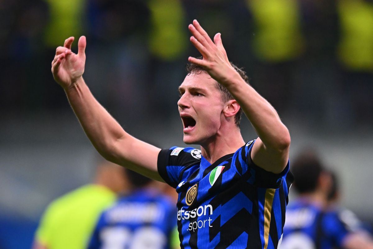 بنجامین پاوار مدافع فرانسوی در زمین - اینتر