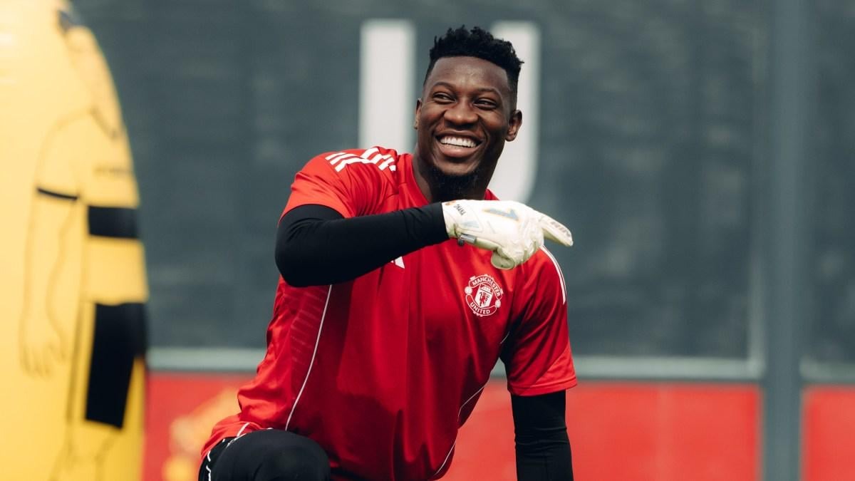 آندره اونانا در پیراهن منچستریونایتد