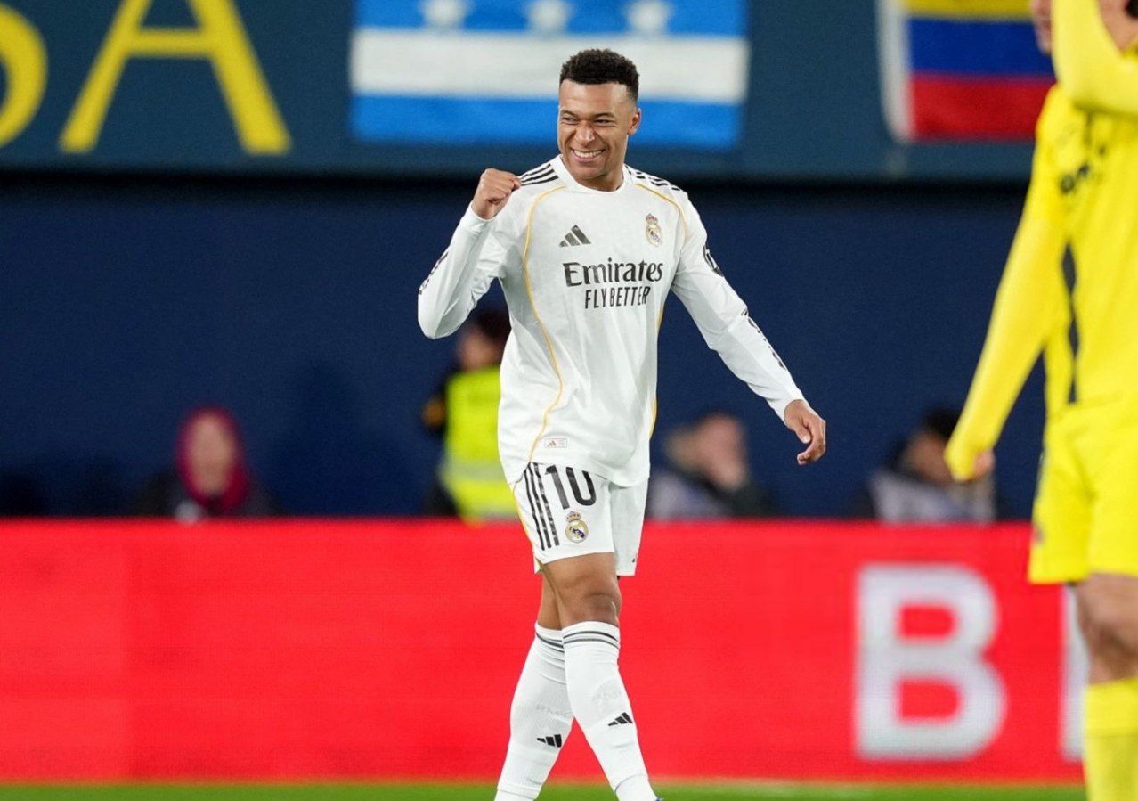 خوشحالی کیلیان امباپه در پیراهن رئال مادرید 