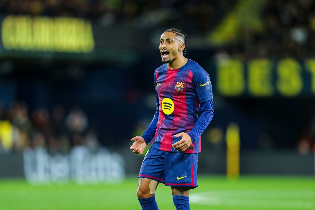 رافینیا در بازی بارسلونا و ویارئال 