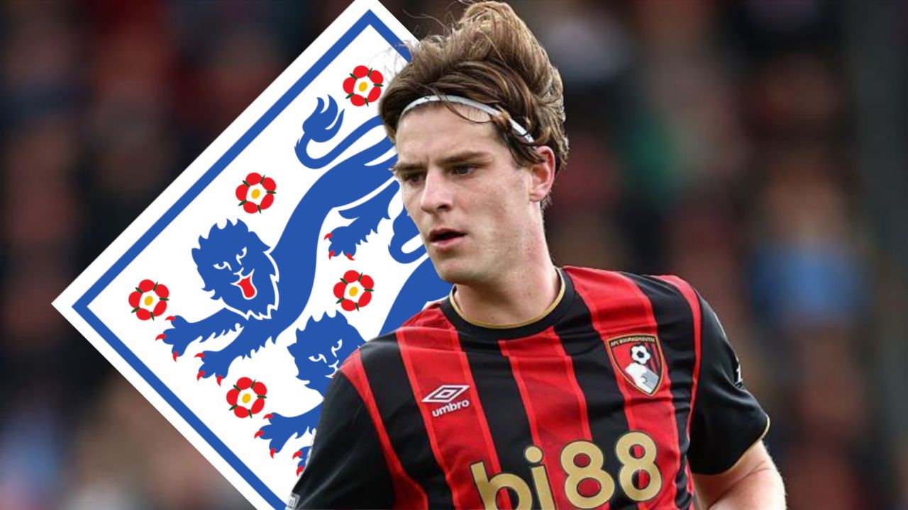 الکس اسکات، بازیکن تیم بورنموث 