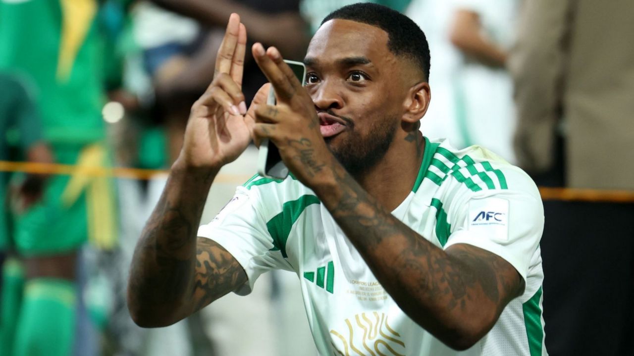 ایوان تونی، مهاجم انگلیسی الاهلی عربستان 