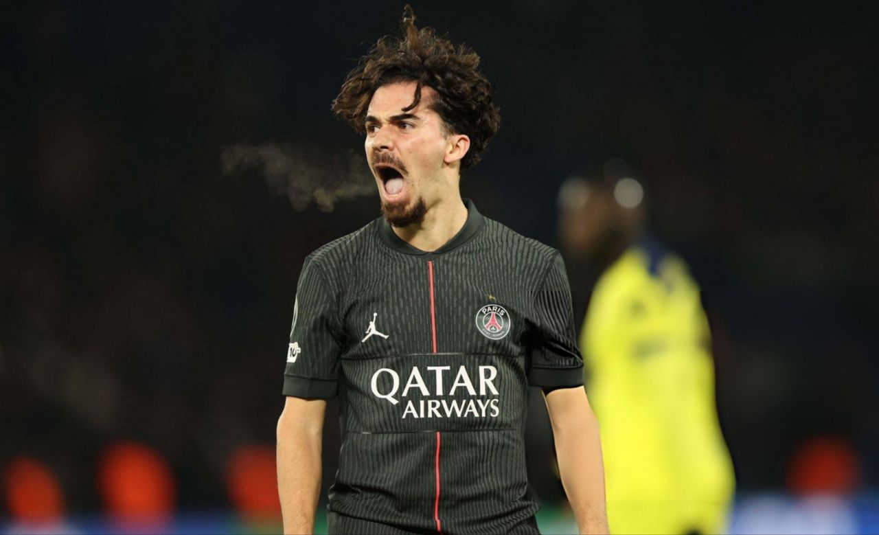 ویتینیا، هافبک پاری سن ژرمن 