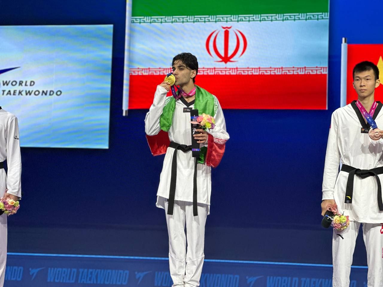 ابوالفضل زندی-تکواندو قهرمانی جهان