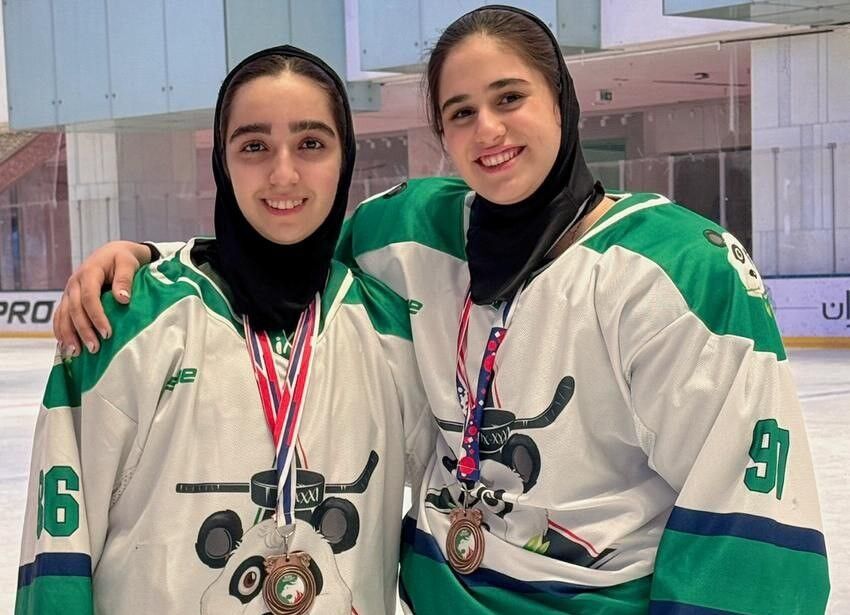 درسا رحمانی-سارینا خسروی-هاکی روی یخ