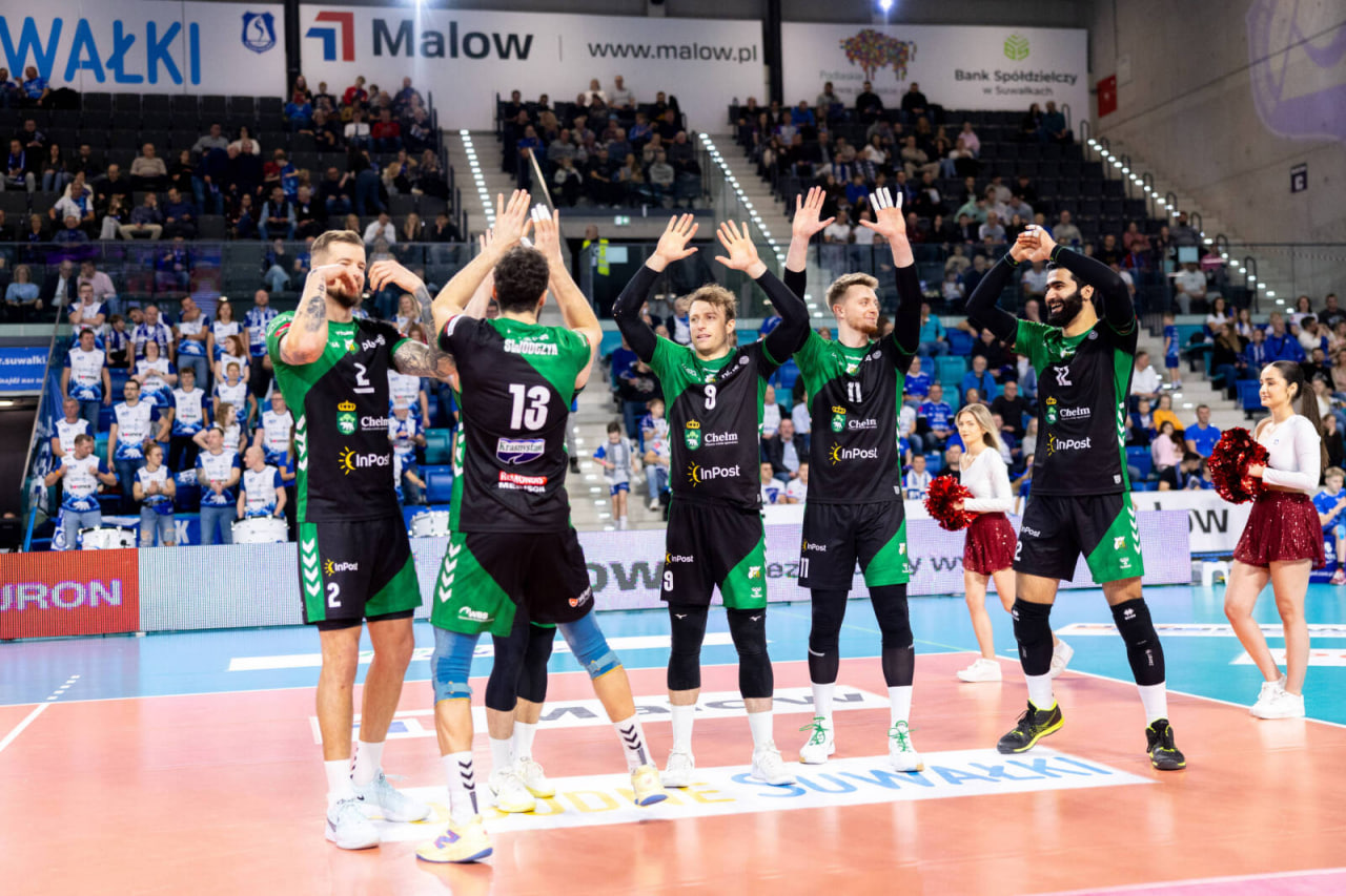 امیرحسین اسفندیار امیرحسین اسفندیار-لیگ والیبال لهستان