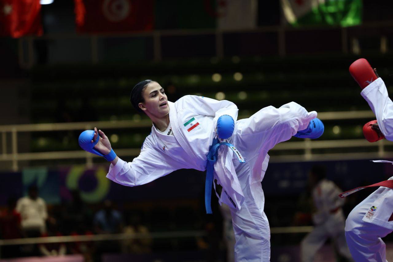 سارا بهمنیار-کاراته