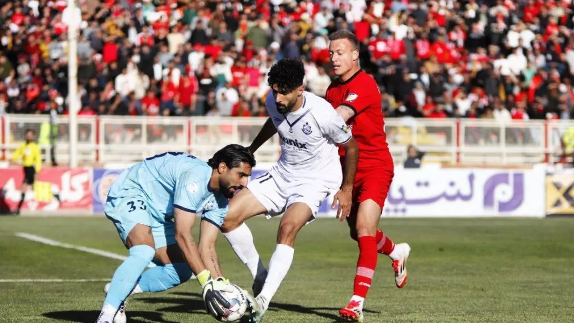 حبیب فرعباسی دروازه بان جدید استقلال تهران - بازیکن سابق ملوان و ذوب آهن اصفهان - دوماگوی دروژدک مهاجم تراکتور - سامان فلاح بازیکن استقلال تهران و سابق ملوان - لیگ برتر ایران