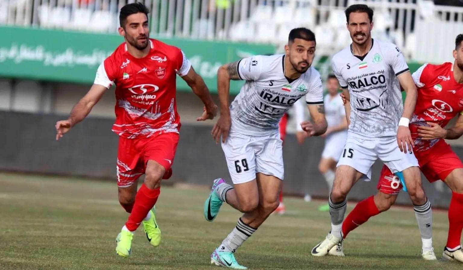 محمدامین کاظمیان مهاجم سابق آلومینیوم اراک و بازیکن جدید پرسپولیس - میلاد محمدی دفاع پرسپولیس تهران و تیم ملی ایران - لیگ برتر ایران