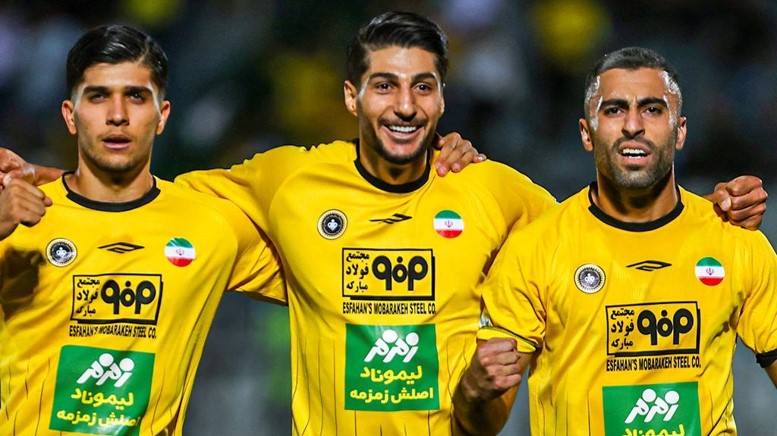 محمدمهدی محبی وینگر سپاهان و تیم ملی ایران - آریا یوسفی دفاع راست سپاهان و تیم ملی - کاوه رضایی بازیکن سپاهان و سابق استقلال - لیگ برتر ایران