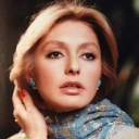 تصویر فائقه آتشین در تبعید