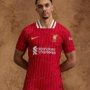 تصویر حسین لیورپولی 👑🔴