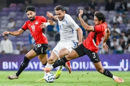 اوستون اورونوف - دیدار تیم ملی تیم ملی ازبکستان مقابل تیم ملی مصر