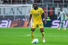 میلان - سری آ - مدافع انگلیسی