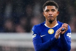 مدافع چلسی - هوای بارانی انگلیس - لیگ برتر انگلیس