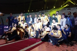 والیبال | سکوی قهرمانی تیم شهداب یزد در لیگ برتر / گزارش تصویری