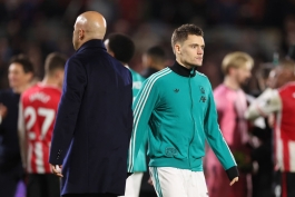 آرنه اسلوت و فلوریان ویرتس در لیورپول