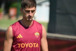 ماراش کومبولا / مدافع آلبانیایی رم ایتالیا