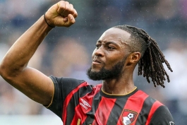 آنتوان سمنیو - وینگر غنایی بورنموث