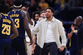 ایندیانا پیسرز - بسکتبال NBA - گلدن استیت وریرز