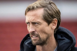 پیتر کراوچ - مهاجم تیم ملی انگلیس 