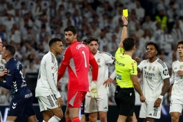 کینترو گونزالس - داور بازی رئال مادرید و سلتاویگو 