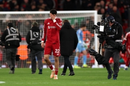 هوگو اکیتیکه - لیورپول