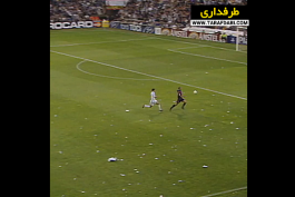 صعود رئال مادرید به فینال لیگ قهرمانان اروپا در شب تساوی 1-1 مقابل بارسلونا (2002/5/1) / فیلم
