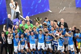جشن قهرمانی ناپولی در سری آ 23-2022 / عکس