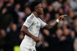 وینیسیوس جونیور پس از گلزنی مقابل موناکو در لیگ قهرمانان اروپا - وینگر برزیلی رئال مادرید