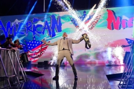 کودی رودز، ستاره کشتی کج و WWE در شوی اسمکداون