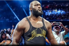 اوماس، ستاره کشتی کج و WWE