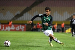 عکس از بازی خیبر خرم آباد و سپاهان