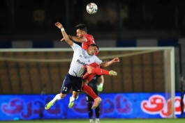 عکس از عیسی آل کثیر مهاجم ملوان در بازی با پرسپولیس