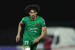 عکس از فرزین معامله گری مدافع شمس آذر