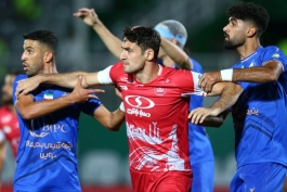 عکس از گئورگی گولسیانی مدافع میانی پرسپولیس