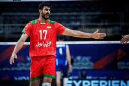 عکس از میثم صالحی دریافت‌کننده قدرتی ایران