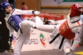 عکس از مسابقه ناهید کیانی و مبینا نعمت زاده در تکواندو