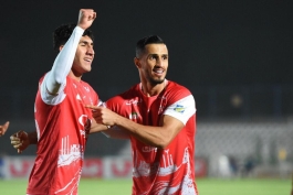 عکس از یعقوب براجعه و علی علیپور بازیکنان پرسپولیس