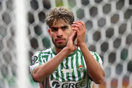 عبدالصمد الزلزولی وینگر مراکشی در زمین - رئال بتیس