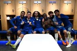 بازیکنان چلسی در رختکن پس از پیروزی برابر بارسلونا