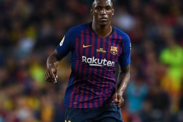 یری مینا در پیراهن بارسلونا 