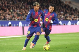 ژول کونده و لامین در بازی بارسلونا 