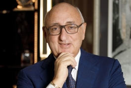 جاناتان بارنت ایجنت معروف گرت بیل