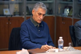 مصطفی کارخانه-والیبال-استقلال